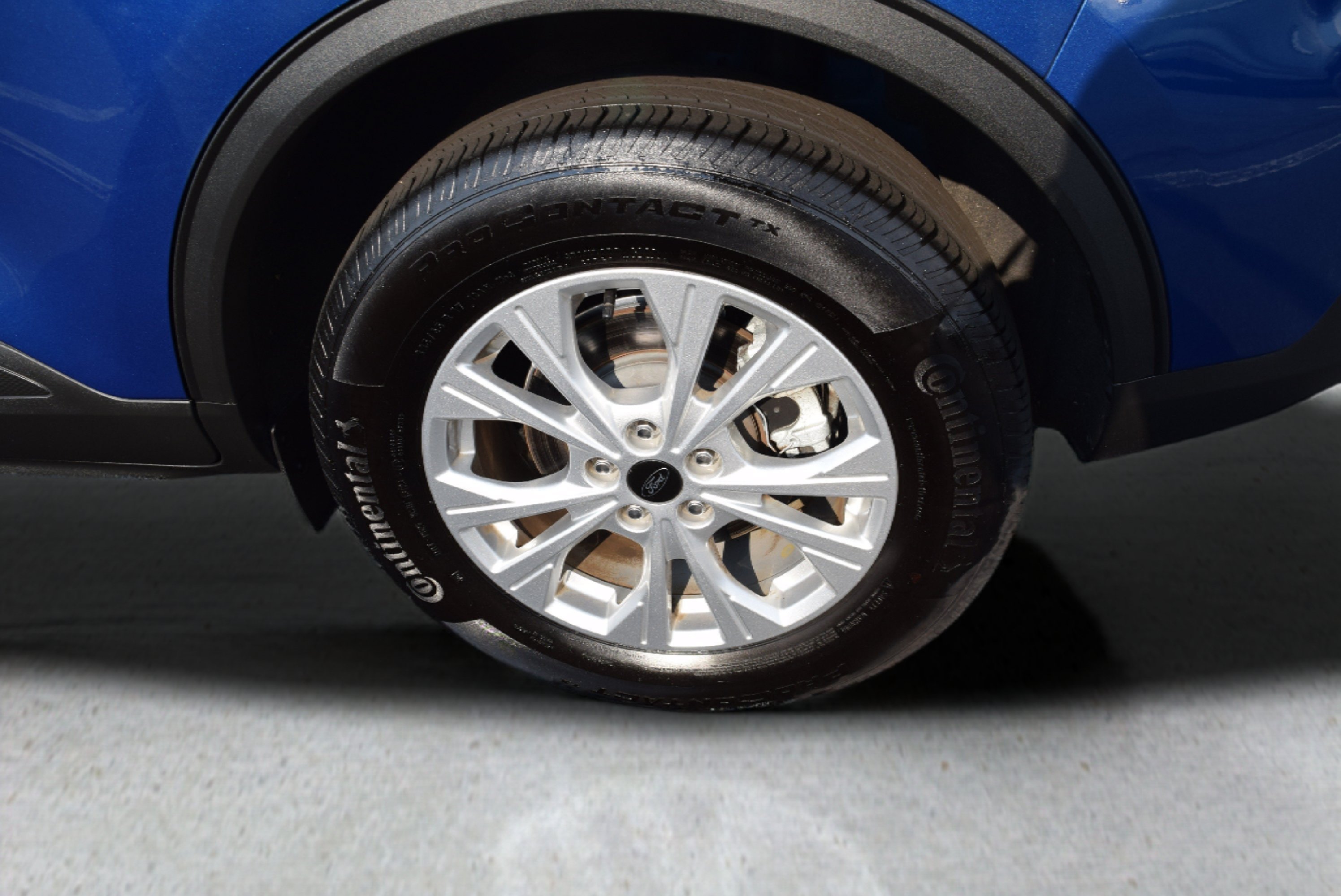 Certified 2023 Ford Escape Active AWD/4WD image 7