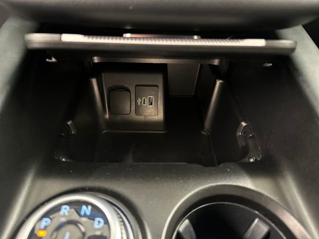 Certified 2025 Ford Explorer ST-Line w/ ST-Line Street Pack image 26