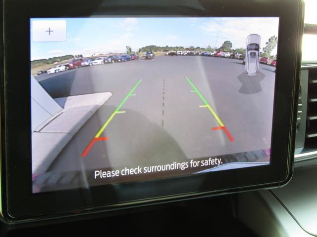 Certified 2022 Ford Explorer XLT w/ Equipment Group 202A AWD/4WD image 24