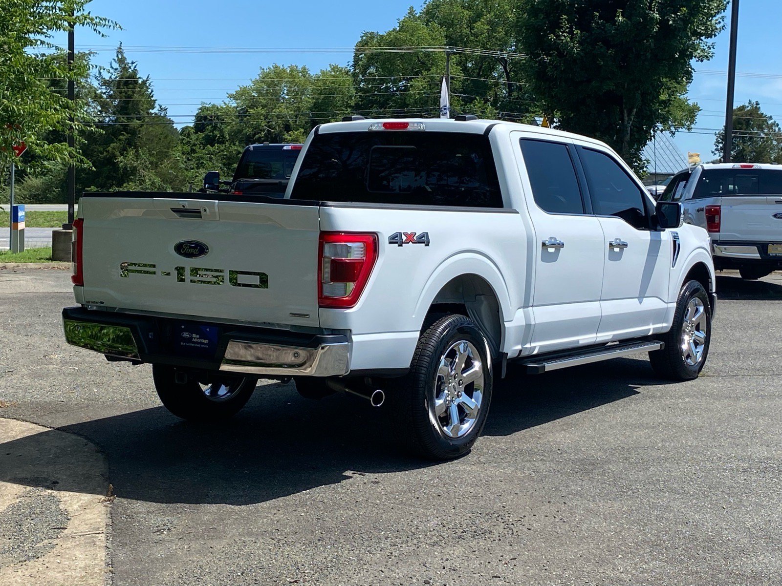 Certified 2022 Ford F150 Lariat w/ Equipment Group 502A High AWD/4WD image 4
