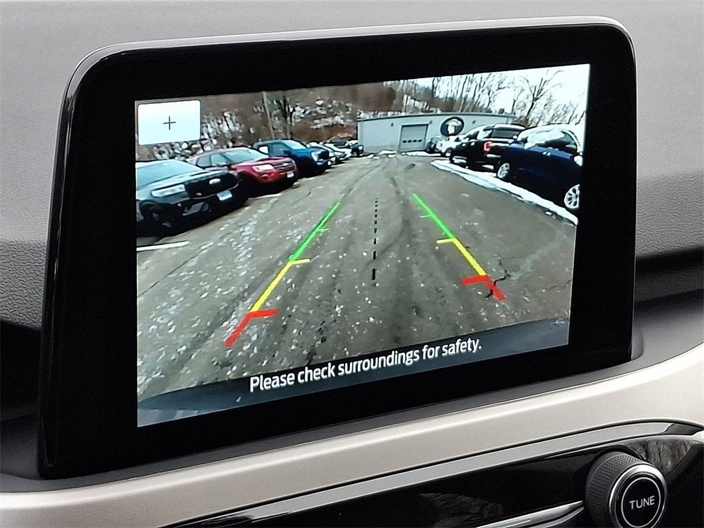 Certified 2022 Ford Escape SE w/ Cold Weather Package image 18