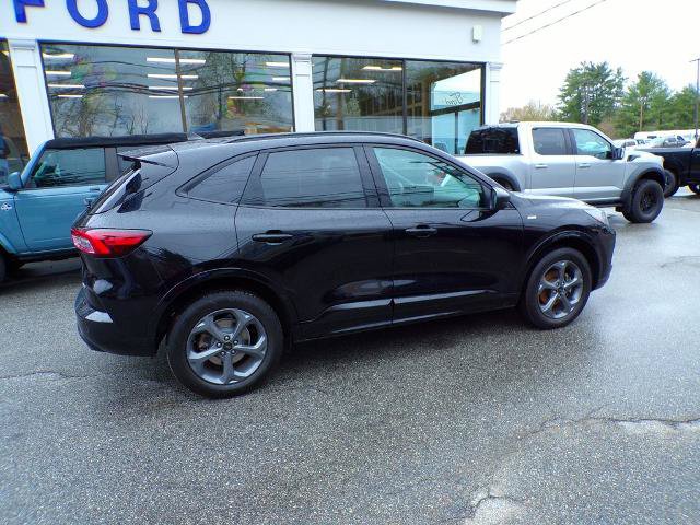 Certified 2024 Ford Escape ST-Line w/ Tech Pack #1 AWD/4WD image 11