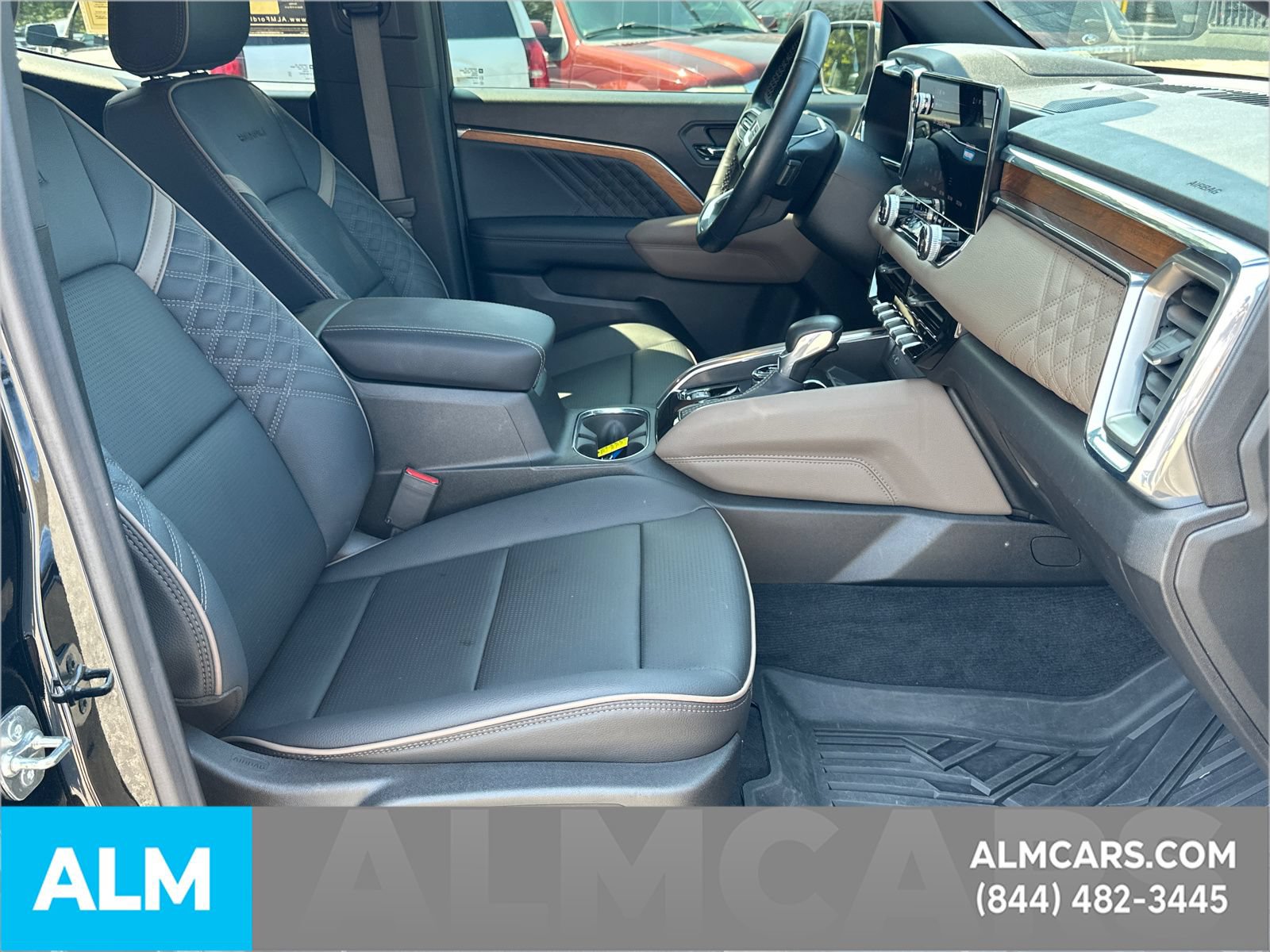 Used 2025 GMC Canyon Denali w/ LPO, Denali Black Edition AWD/4WD image 15