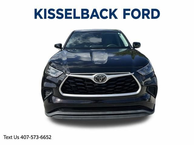 Used 2020 Toyota Highlander L FWD image 8