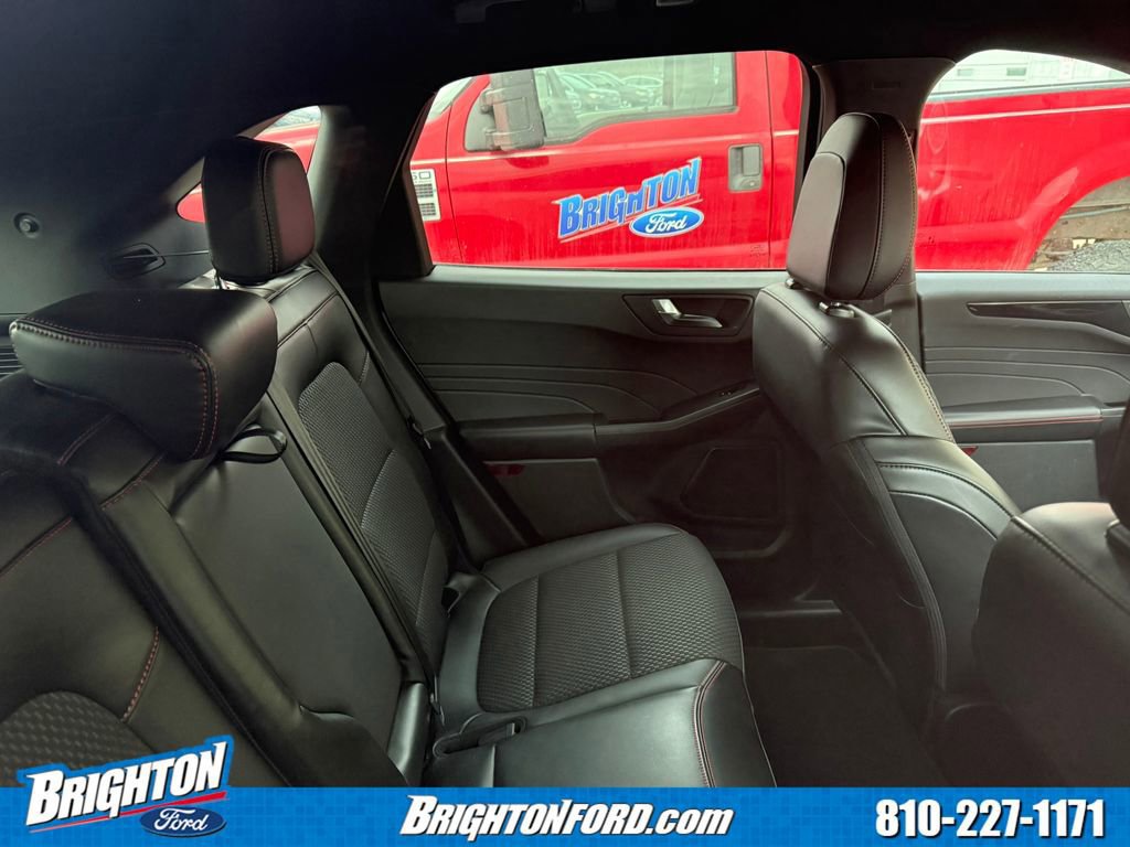 Certified 2023 Ford Escape ST-Line Select image 6
