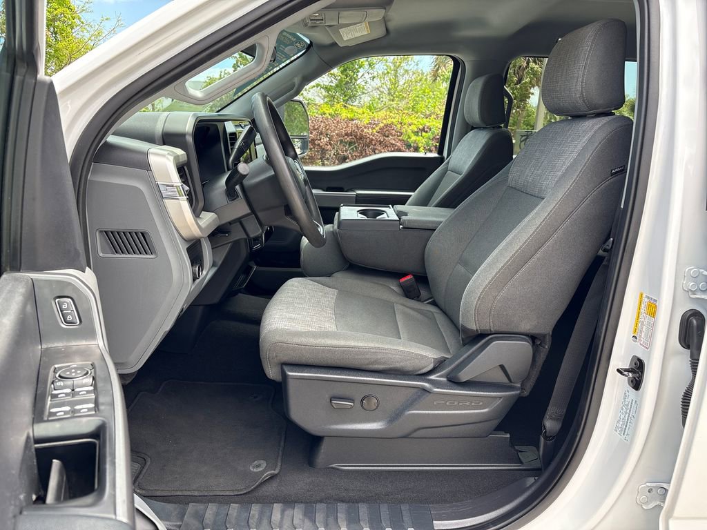 Certified 2025 Ford F250 XLT AWD/4WD image 29