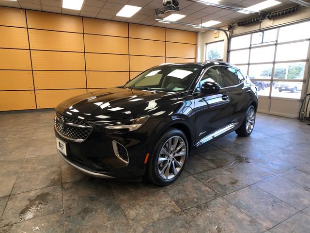 Used 2022 Buick Envision Avenir w/ Technology Package II AWD/4WD image 3