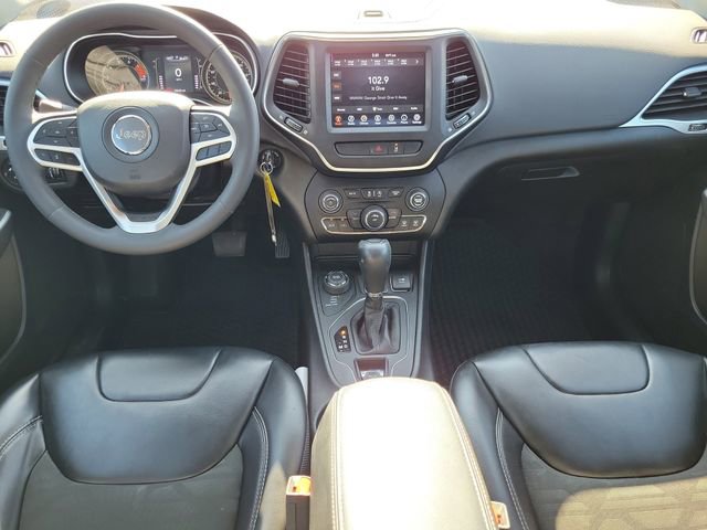 Used 2022 Jeep Cherokee Latitude w/ Trailer Tow Group AWD/4WD image 25