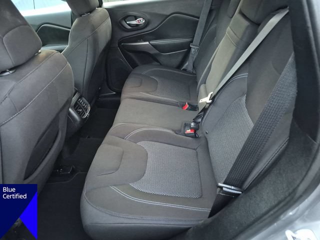 Used 2019 Jeep Cherokee Latitude w/ Popular Appearance Group FWD image 28