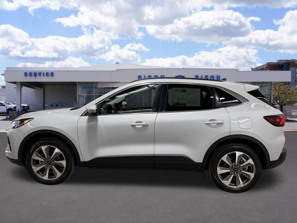 Certified 2025 Ford Escape Platinum AWD/4WD image 6