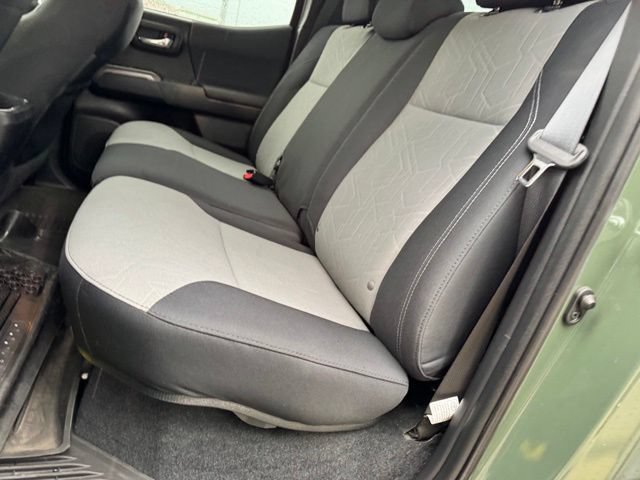 Used 2021 Toyota Tacoma TRD Sport AWD/4WD image 8