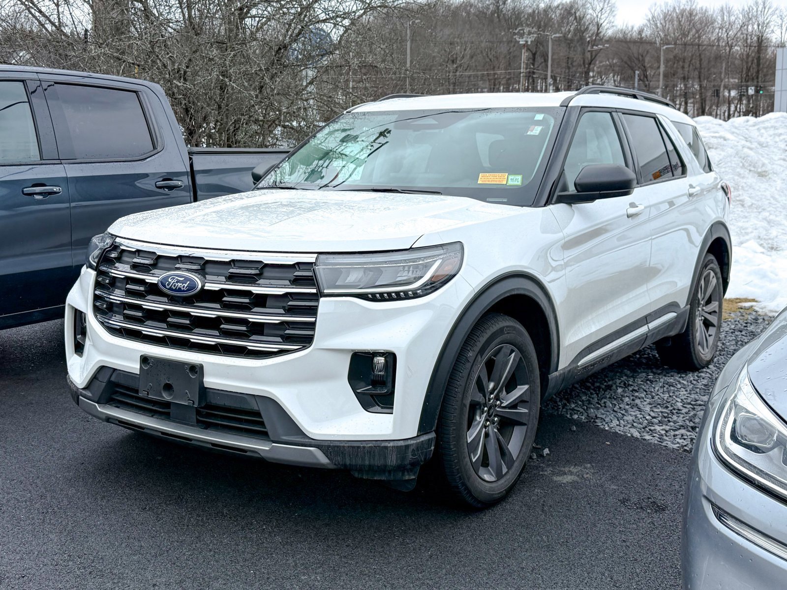 Certified 2025 Ford Explorer Active w/ Active Comfort Package image 6