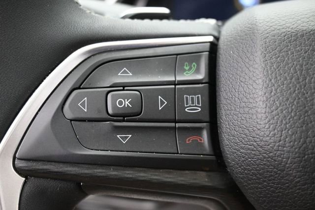 Used 2023 Jeep Grand Cherokee L Altitude AWD/4WD image 19