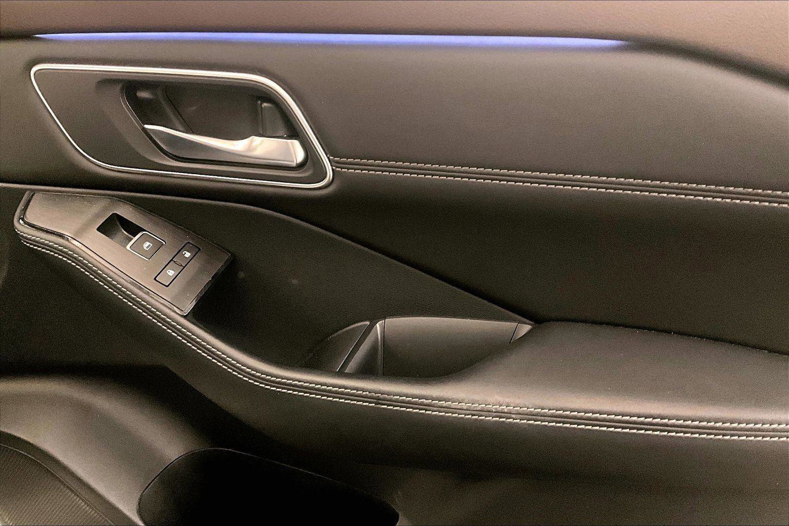 Used 2023 Nissan Rogue Platinum image 23