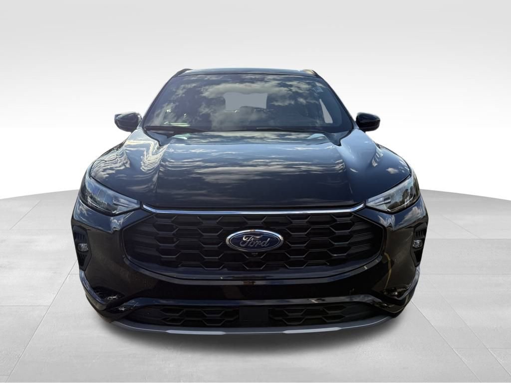 Certified 2023 Ford Escape ST-Line Select w/ Tech Pack #2 image 8