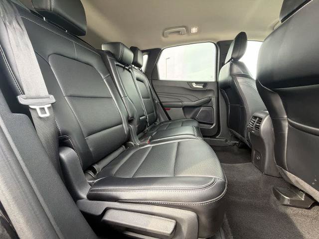 Certified 2024 Ford Escape Platinum AWD/4WD image 20