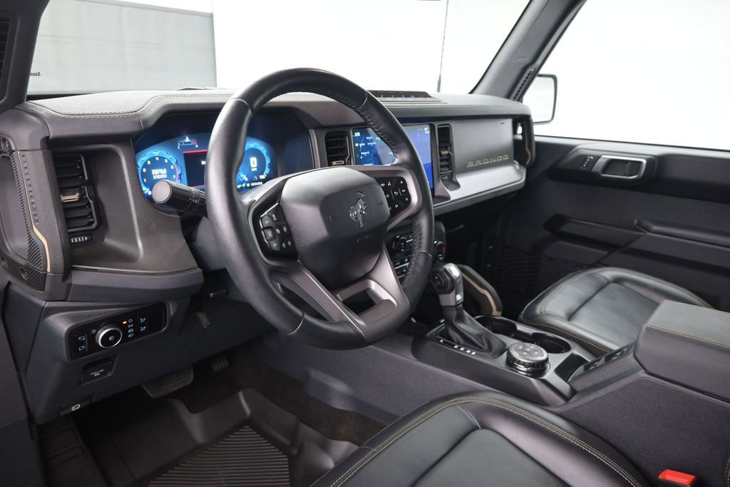 Certified 2025 Ford Bronco Badlands AWD/4WD image 13