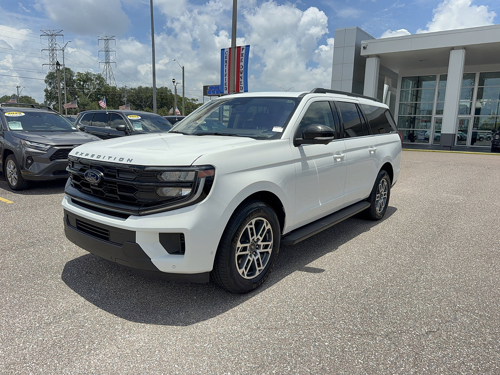 Certified 2025 Ford Expedition Max Active RWD image 2