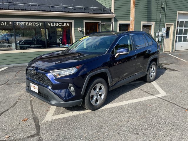 Used 2019 Toyota RAV4 XLE w/ Convenience Package AWD/4WD image 3