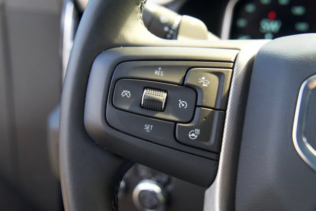 Used 2024 GMC Sierra 1500 Denali w/ Technology Package AWD/4WD image 18