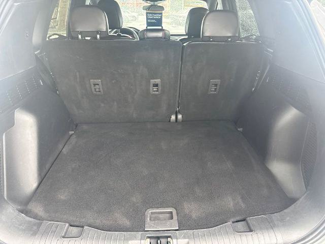 Certified 2025 Ford Escape ST-Line Select AWD/4WD image 25