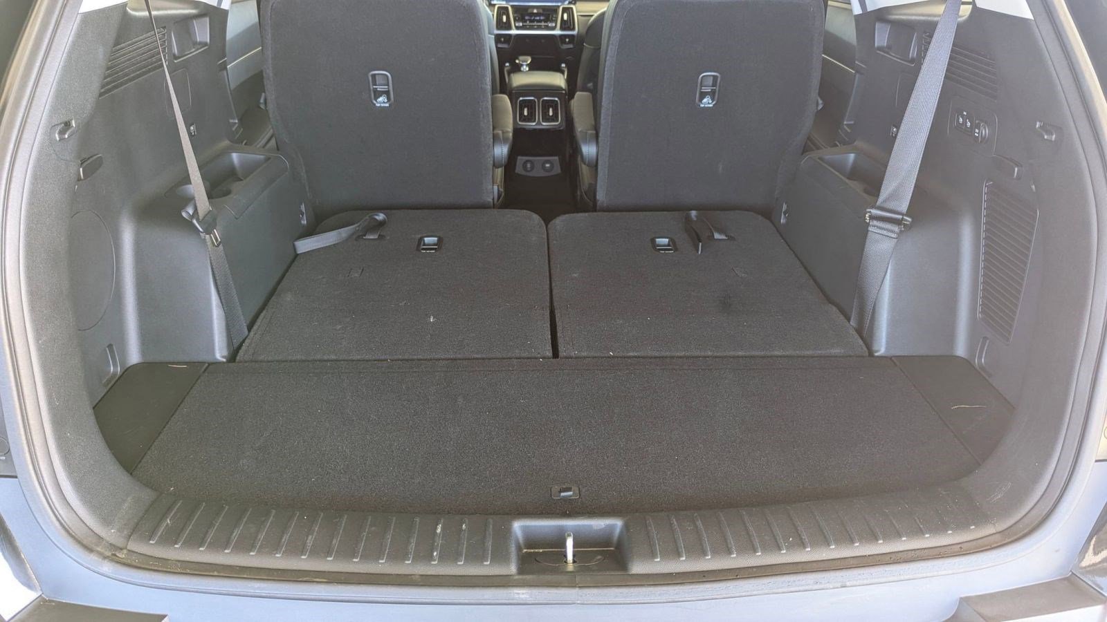 Used 2023 Kia Sorento X-Line EX image 22