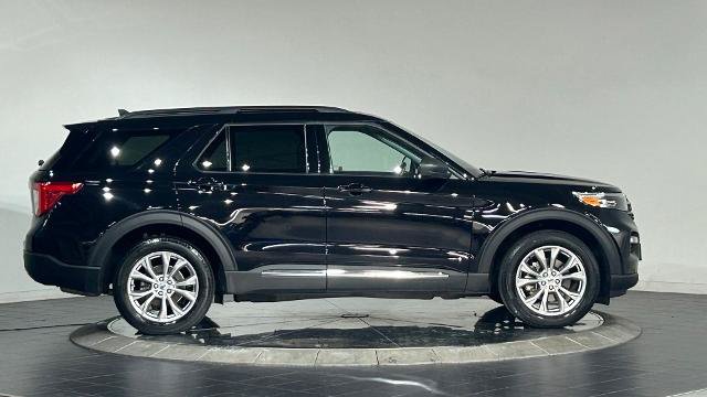 Certified 2023 Ford Explorer XLT w/ Equipment Group 202A AWD/4WD image 11
