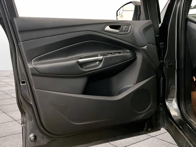 Certified 2018 Ford Escape SE w/ SE Sync 3 Package FWD image 22