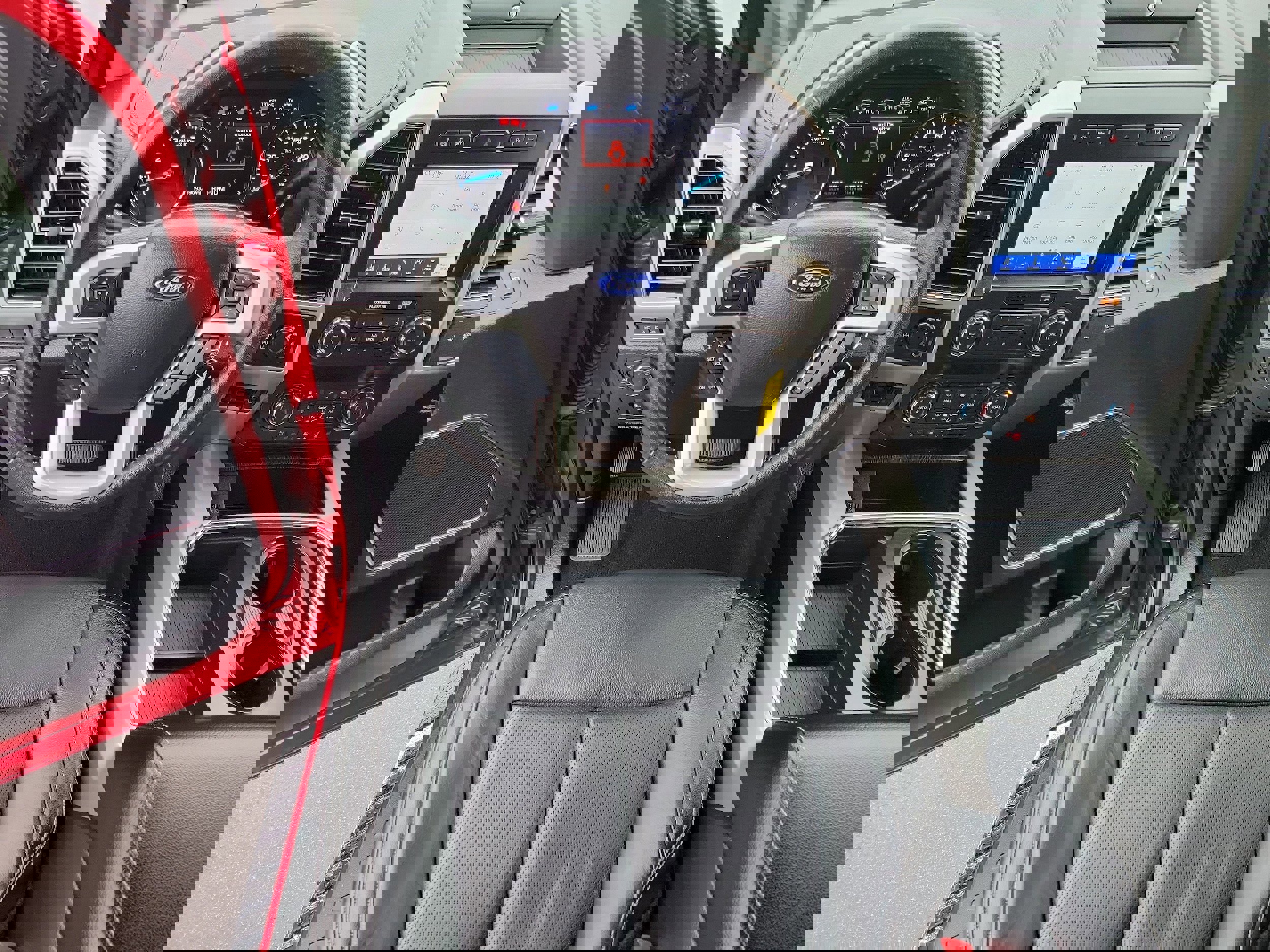 Certified 2020 Ford F350 Lariat w/ Chrome Package image 16