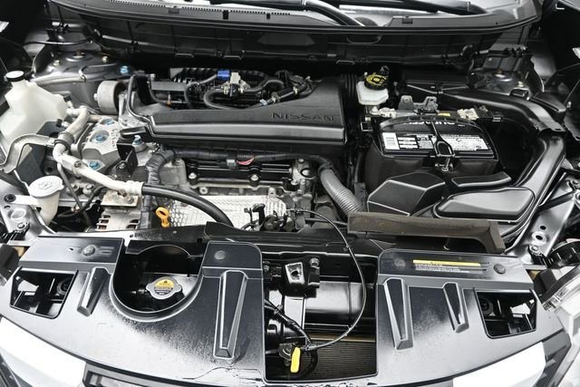 Used 2020 Nissan Rogue SV FWD image 31