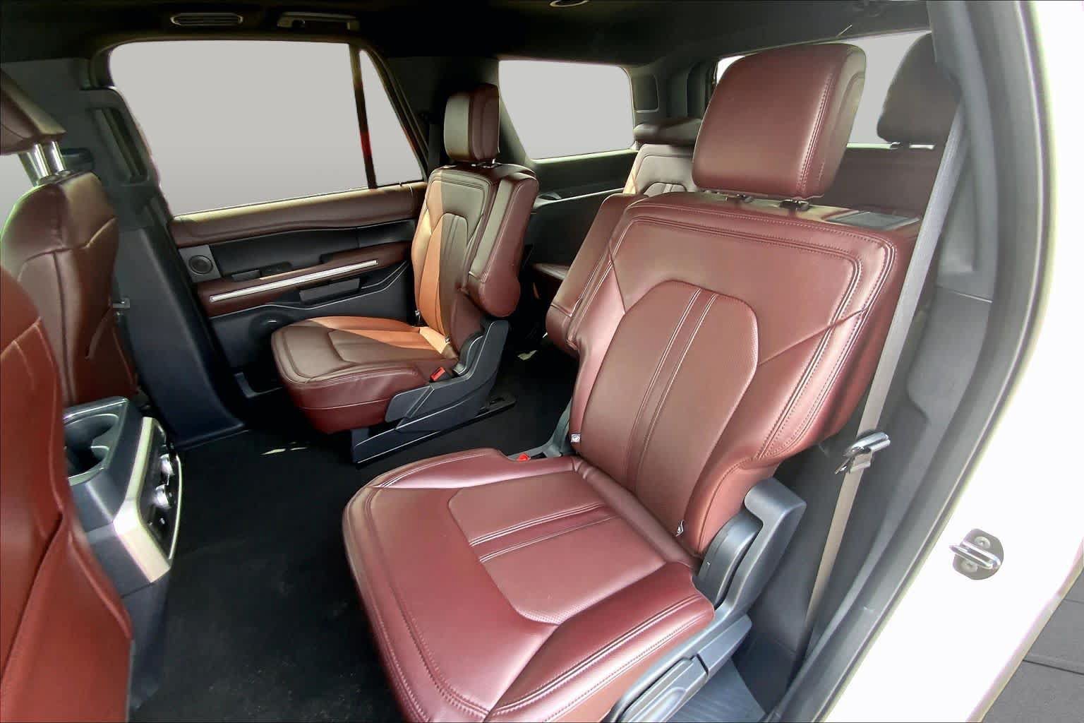 Certified 2024 Ford Expedition Limited RWD image 21