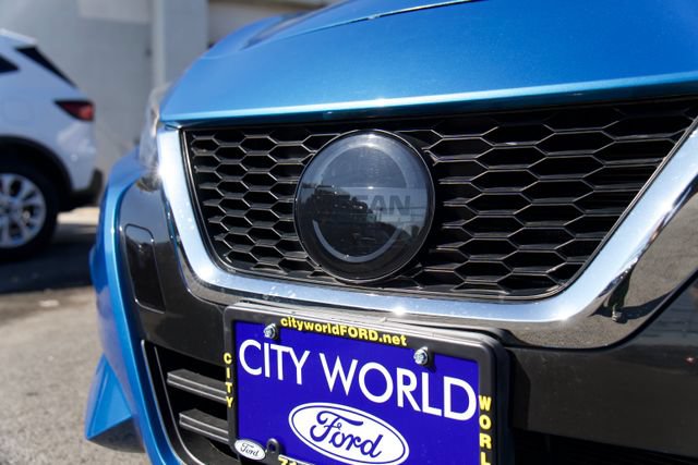 Used 2020 Nissan Versa SV FWD image 9