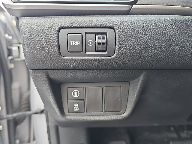Used 2018 Honda Accord EX image 30