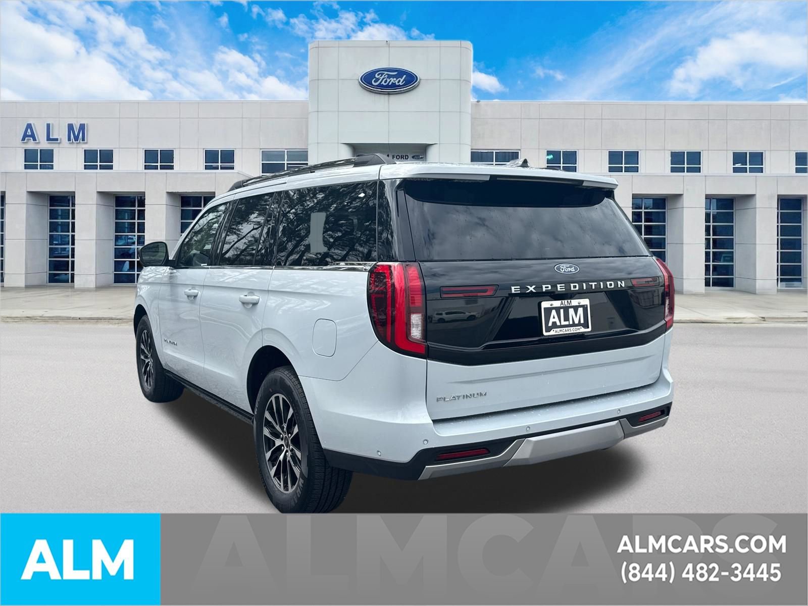 Certified 2025 Ford Expedition Platinum AWD/4WD image 8
