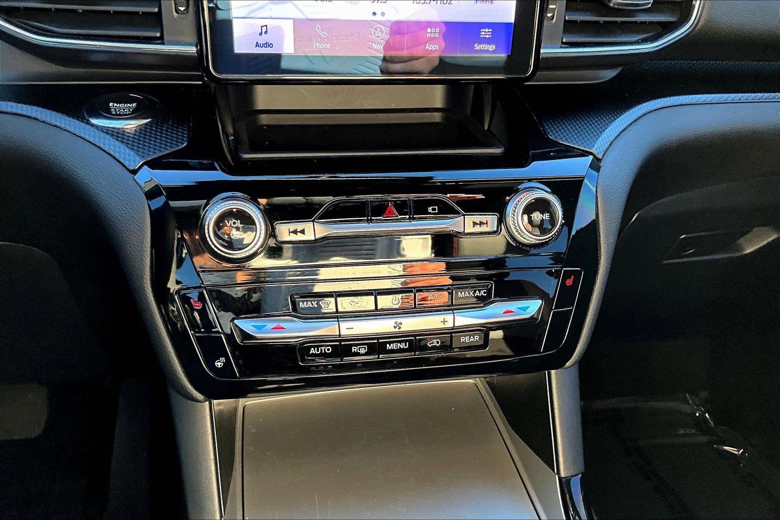 Certified 2023 Ford Explorer ST-Line image 13