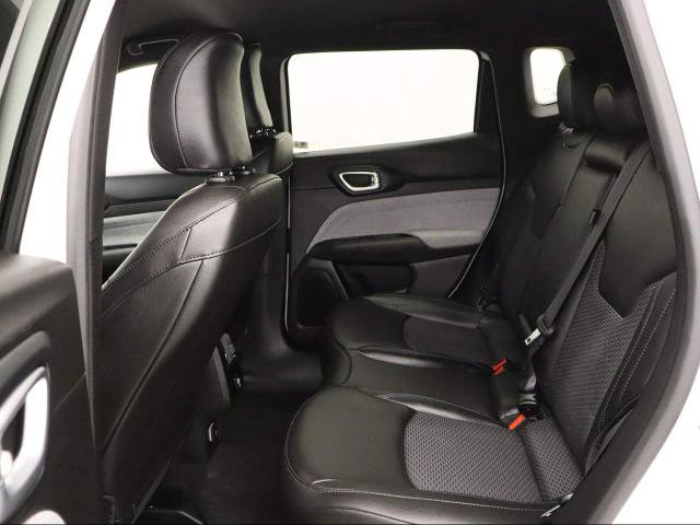 Used 2025 Jeep Compass Latitude image 30