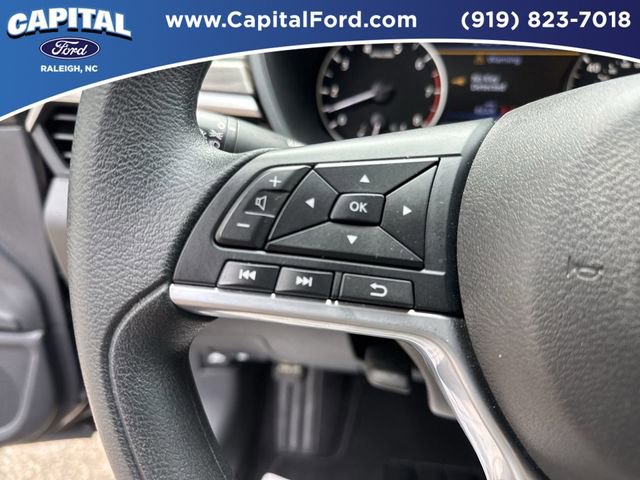 Used 2025 Nissan Altima 2.5 SV FWD image 22