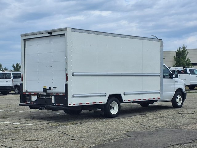 Certified 2022 Ford E-350 and Econoline 350 Super Duty RWD image 31