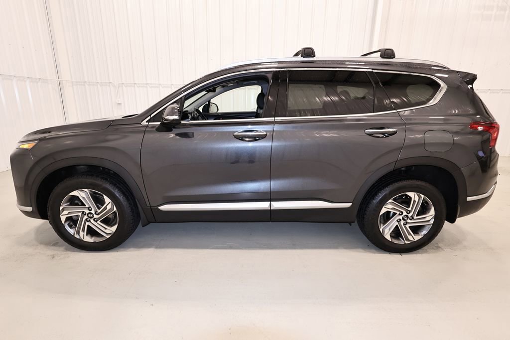 Used 2022 Hyundai Santa Fe SEL w/ Convenience + Premium Package AWD/4WD image 2