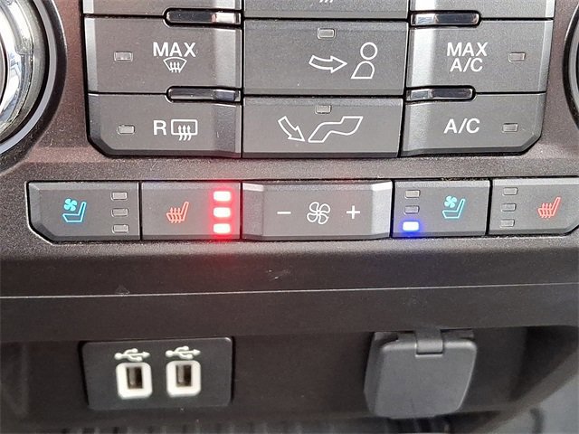 Certified 2020 Ford F150 Lariat image 27