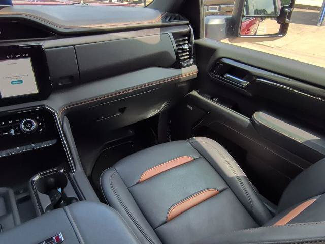 Used 2024 GMC Sierra 2500 AT4 w/ AT4 Premium Plus Package AWD/4WD image 13