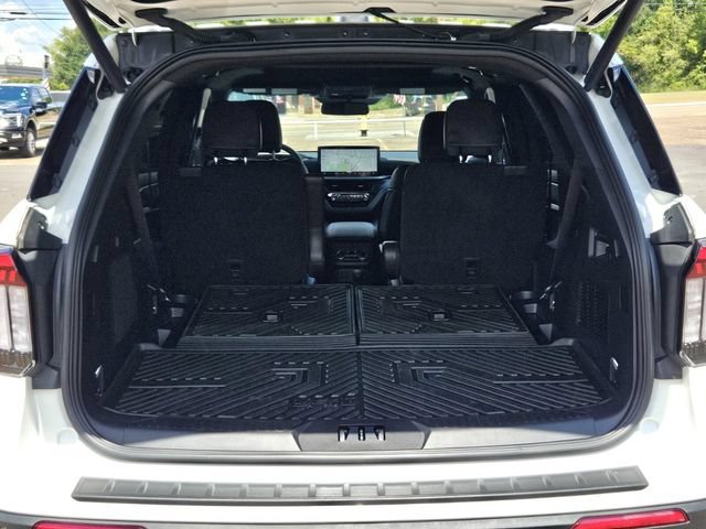 Certified 2025 Ford Explorer Platinum w/ Ultimate Package RWD image 11