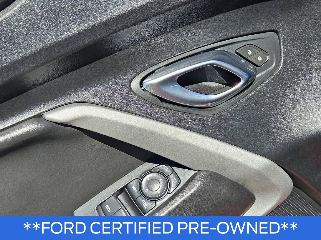 Used 2020 Chevrolet Camaro LT RWD image 17
