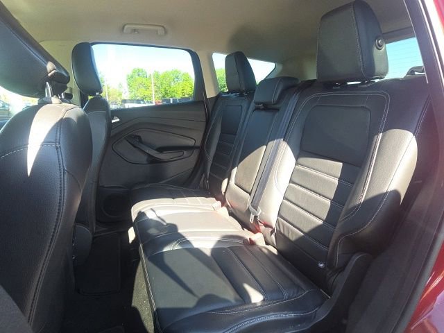 Certified 2019 Ford Escape Titanium AWD/4WD image 17
