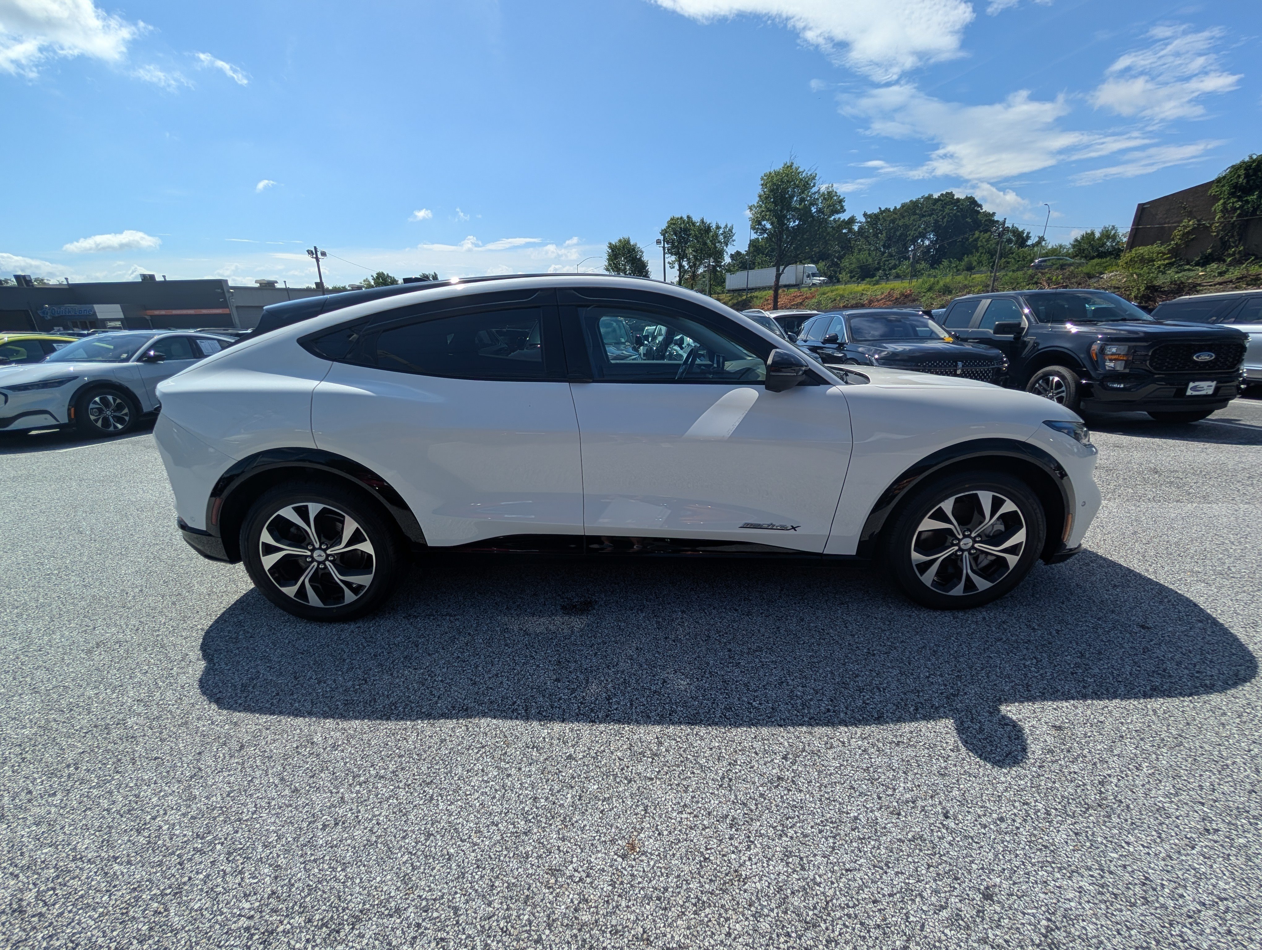 Certified 2023 Ford Mustang Mach-E Premium AWD/4WD image 8