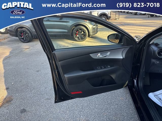 Used 2024 Kia Forte LXS image 19