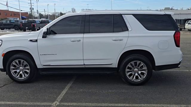 Used 2023 GMC Yukon Denali image 3