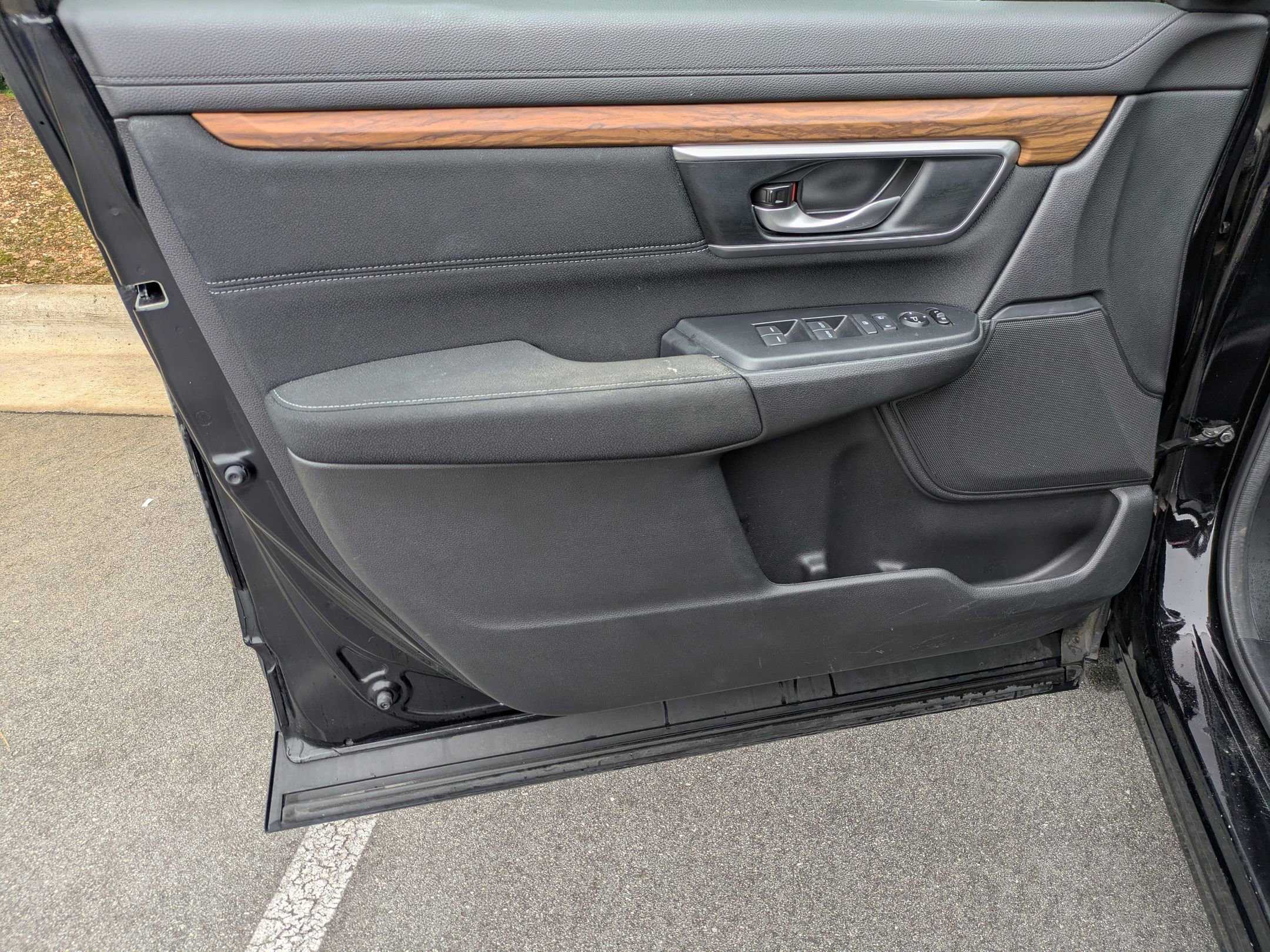Used 2019 Honda CR-V EX image 10