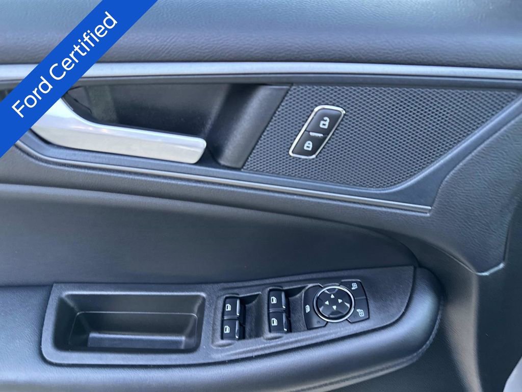 Certified 2024 Ford Edge SE image 22