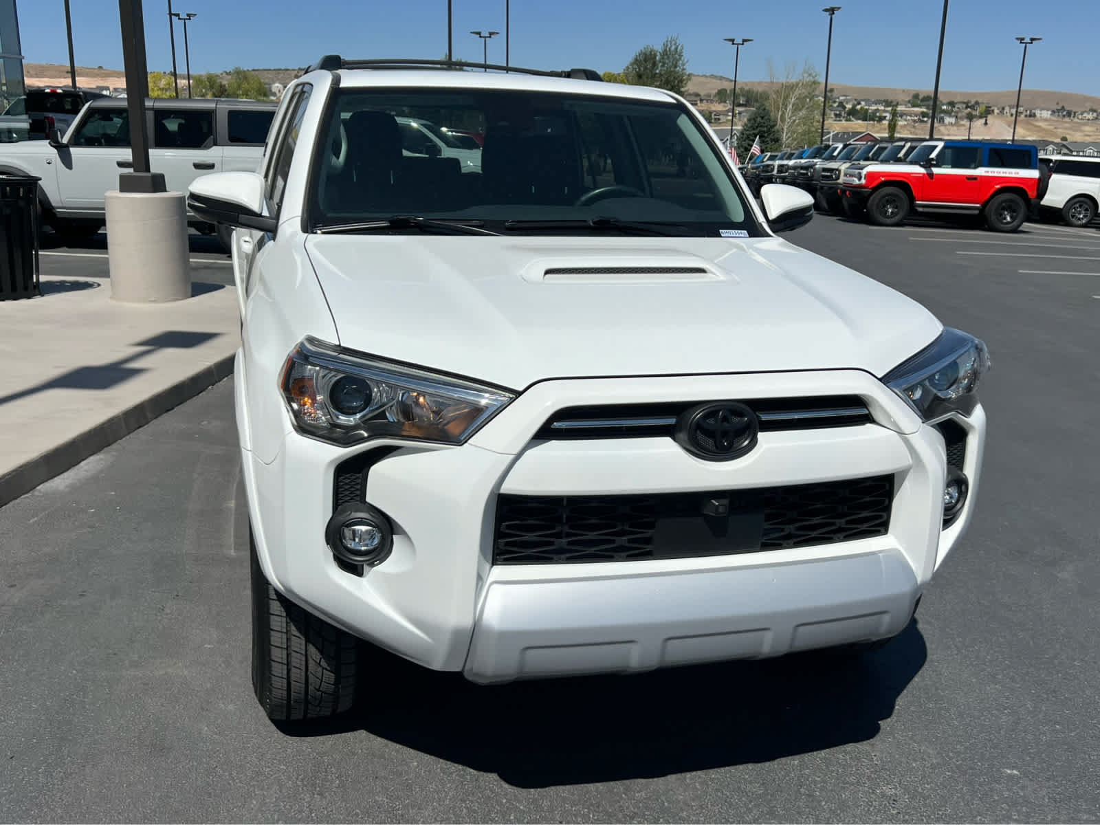 Used 2023 Toyota 4Runner TRD Off-Road Premium w/ Off Road Premium Plus Package AWD/4WD image 4